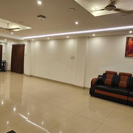 Blueway Residency Downtown Hotel Thiruvananthapuram Exterior photo